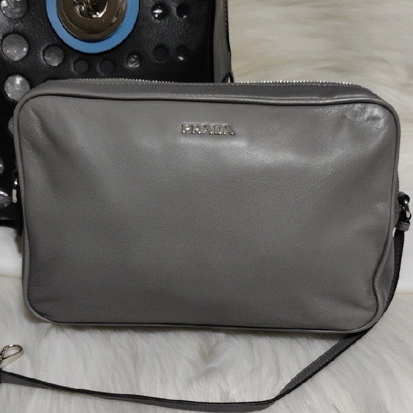 Prada City Fori Black Leather Perforated Chain Shoulder Bag W Pouch/Dust Bag - Picture 8 of 15